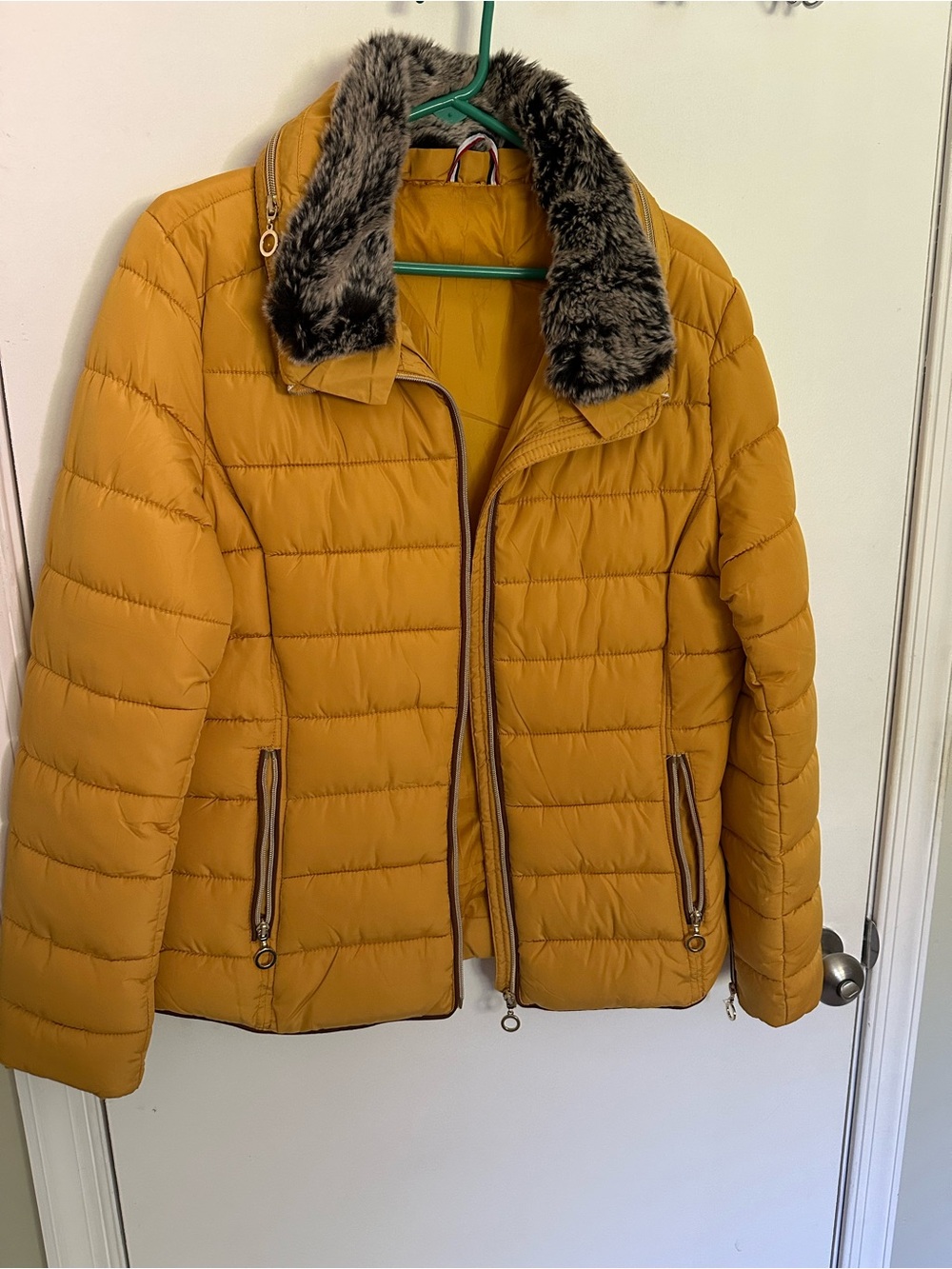 Women's Mustard Quilted Faux-Fur Collar Puffer Jacket